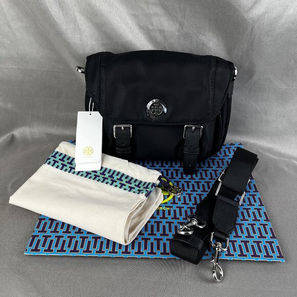 Tory Burch NYLON SMALL MESSENGER in black - Picture 1 of 10